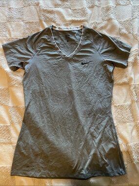 Nike Pro Women’s Short Sleeve V-Neck Dri-FIT Top - Gray